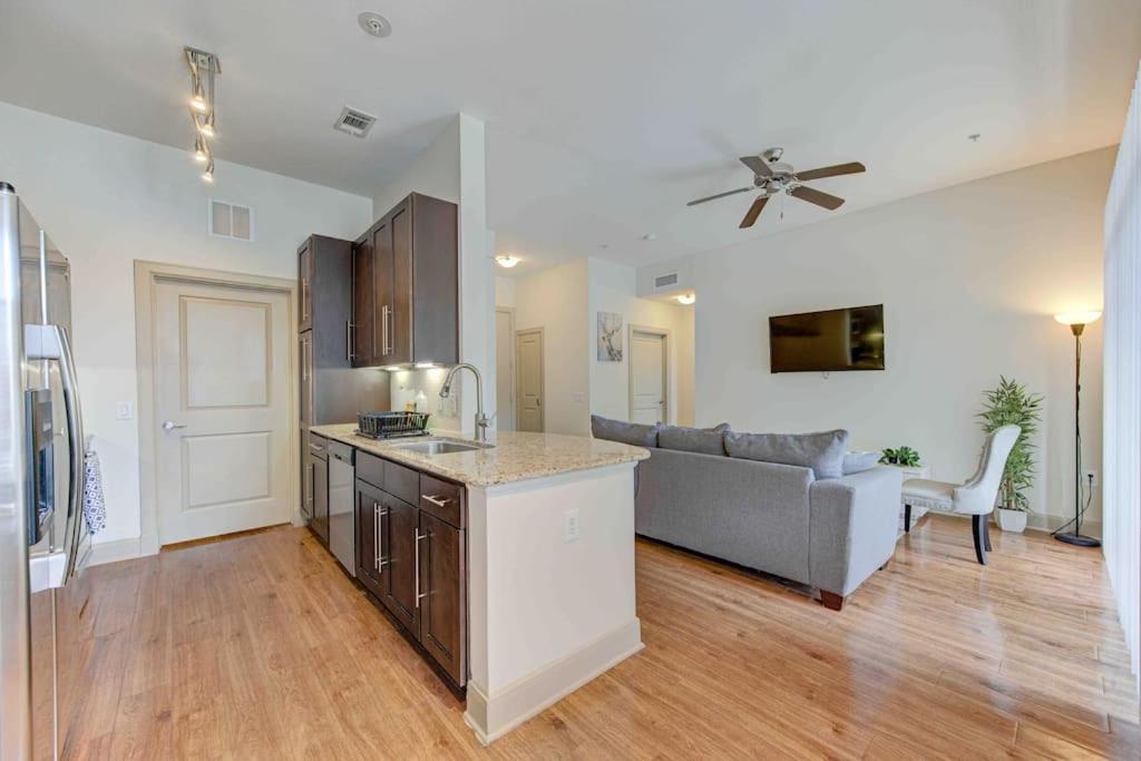 Cozy Apt Nrg Pool,Wi-Fi, Free Parking, Petsok! 休斯敦 外观 照片