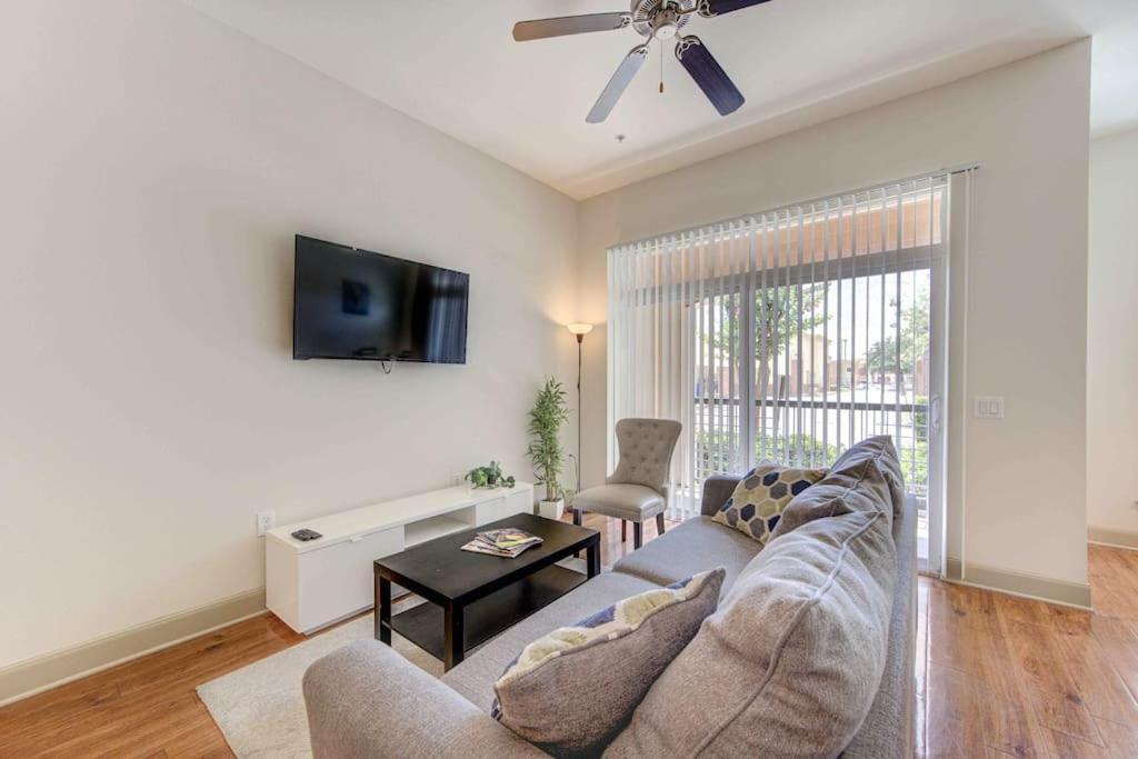 Cozy Apt Nrg Pool,Wi-Fi, Free Parking, Petsok! 休斯敦 外观 照片